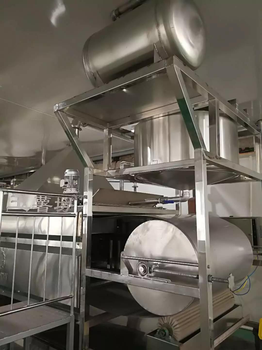 全自動(dòng)粉條機(jī)真空提升.jpg